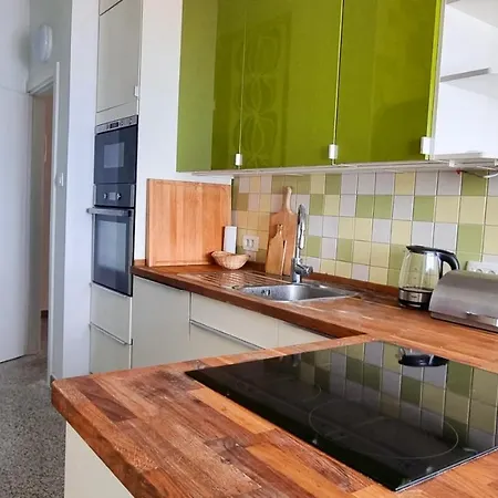 10 With Parking, 300m To The Sea Appartement