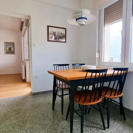 10 With Parking, 300m To The Sea Apartment