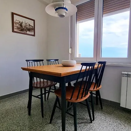 10 With Parking, 300m To The Sea Apartment Opatija