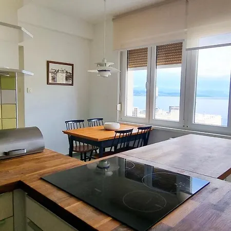 10 With Parking, 300m To The Sea *